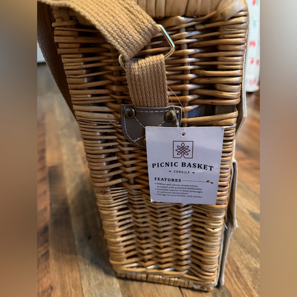 Anthropologie Picnic Time Corsica Insulated Wine Basket - Picture 6 of 6